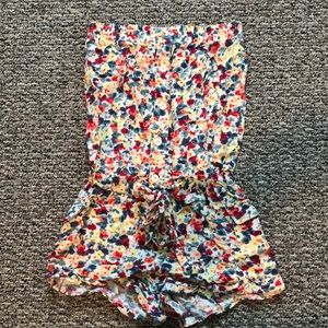 Strapless floral romper